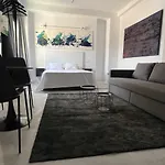 Eneldo Modern & Luxury